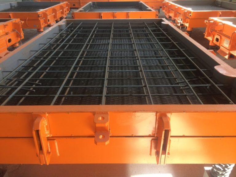 Форма для изготовления плиты